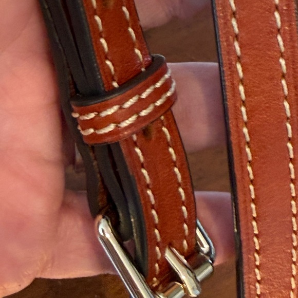 Dooney & Bourke Cream Crossbody Bag with Coin Purse - Picture 7 of 10